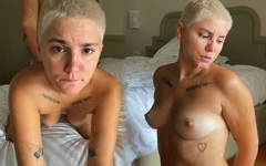 मैं अपनी सौतेली बेटी की चूत और गांड इतनी अच्छी खा रही हूं, उसने मेरी सवारी की और चेहरे पर ढेर सारा वीर्य मिला