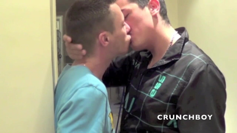 Sneaker gay: สลัทโดน Greg Centuri เย็ดด้วยการครอบครองในรองเท้าผ้าใบ