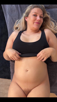 This Is How We Women Invite You Men Without Having to Say Anything