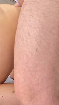Vzala jsem si svou osobní anální sexuální panenku