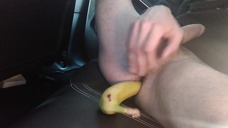 Elvissc: Velký penis muž v autě, trénujte jeho konečník s malou...