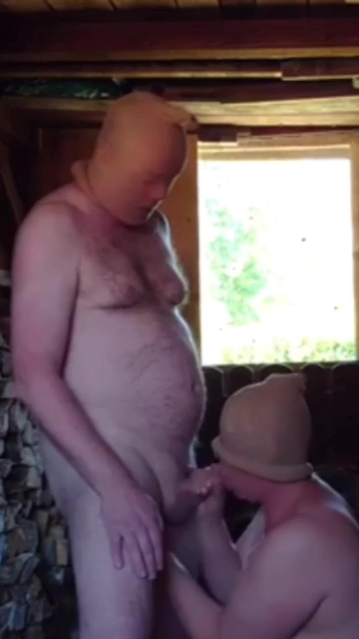 Hot-Pussy66: Sperma Dopo Sesso Con Cani