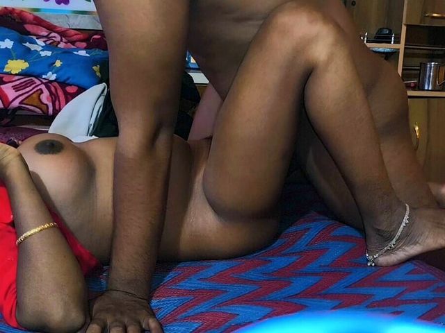 Indian Beautyful Desi Bhabhi Sex - Sucking Beautiful Boobs Than Inside Big Cook My Girlfriend Pussy - Desi Girl Sex Movies in. (Kumari Queen ji)