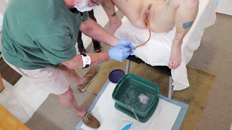 Azure Sky Films: Amelia Dire/Mallory Maneater DSC4-8 (část 8) fetiš uretrálně znějící anální hračky na...