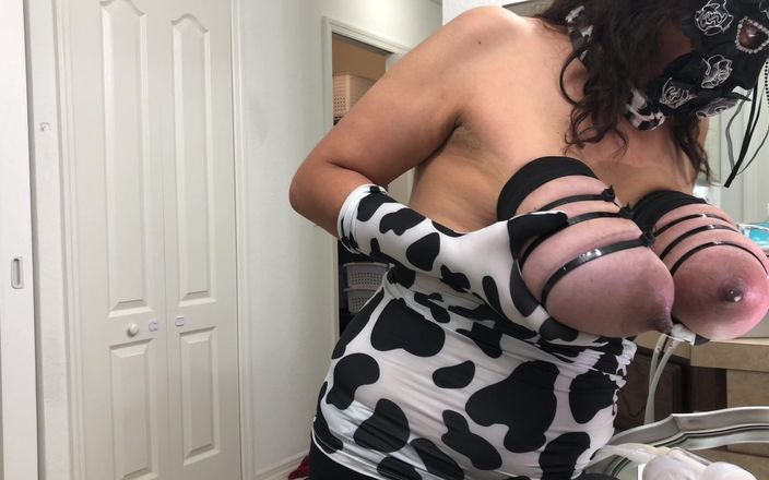 VeeVee Vixen: Huge Sausage Tied Tits Hucow Gets Milked Cam C Cow