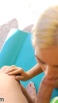 Sexy bubble butt teen Kaycee Brooks POV facial blowjob
