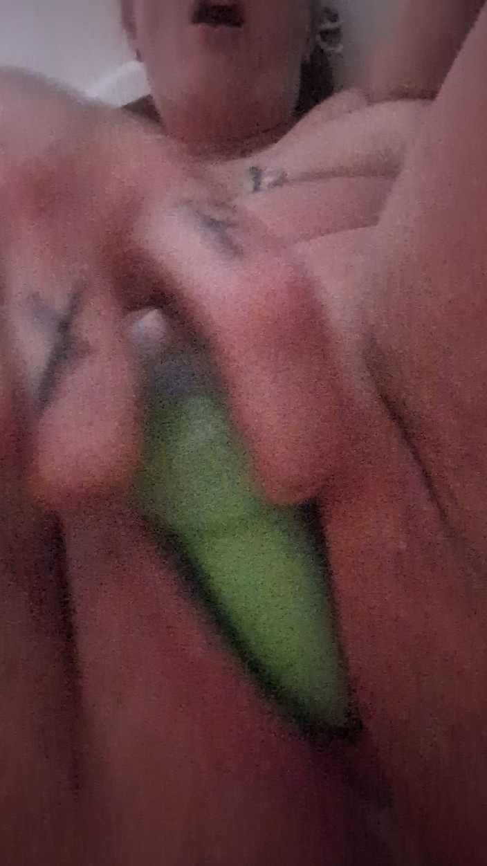 SellyaScarlet: Cumming Hard for You