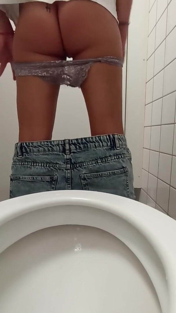Mistress_GR: Gás anal com chuvas douradas