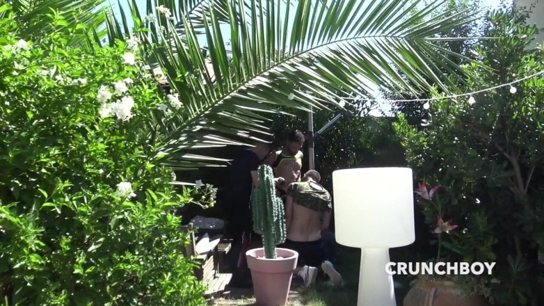Amazing porn bareback private club: Wideo z Marco Ruskiem używane w parku przez 2 chłopców