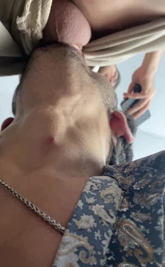 Kom ihåg att din kropp är ett temple och att det skulle vara egoistiskt att inte låta folk...