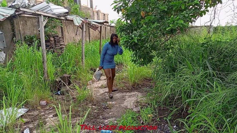 Tall_lizzy23: Bilang sama suamiku kalau aku pergi ke pasar, tapi aku...