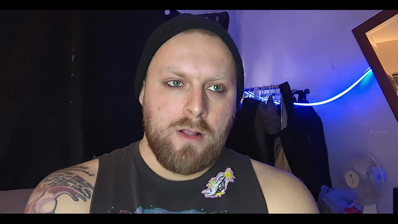 WolfgangWhite: Принижує тебе за те, що у вас крихітний пеніс зі зворотним відліком сперми, і дрочить свого заради мого маленького пеніса, фетишистів приниження пеніса