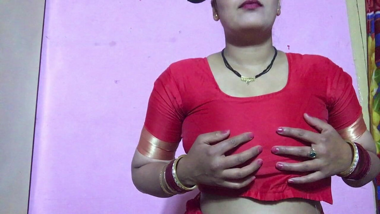 Couple's Diary: 남편과 하드코어하게 섹스하는 새로 결혼한 바비