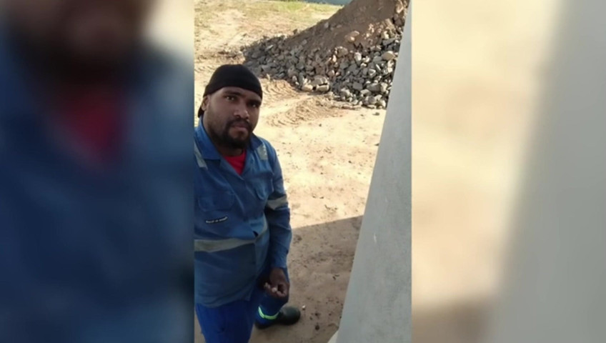 Before Heading Home, the Worker Gets a Quickie at the Construction Site. (The Black Hunterr)