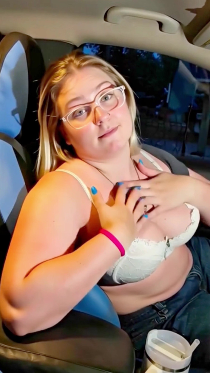 Gonna make you squirt: I Stripped Outside in My Car Showing My Huge Tits...