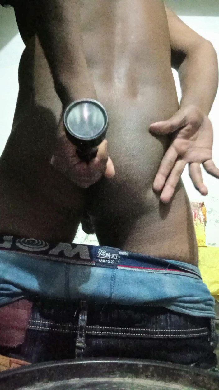 Beckett: Desi Boy with Girls in Room