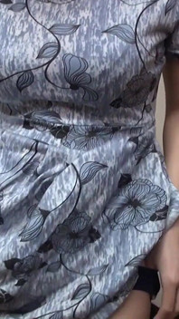 10 meninas comuns que são amadoras, mas ficam extremamente excitadas pela masturbação com vibrador