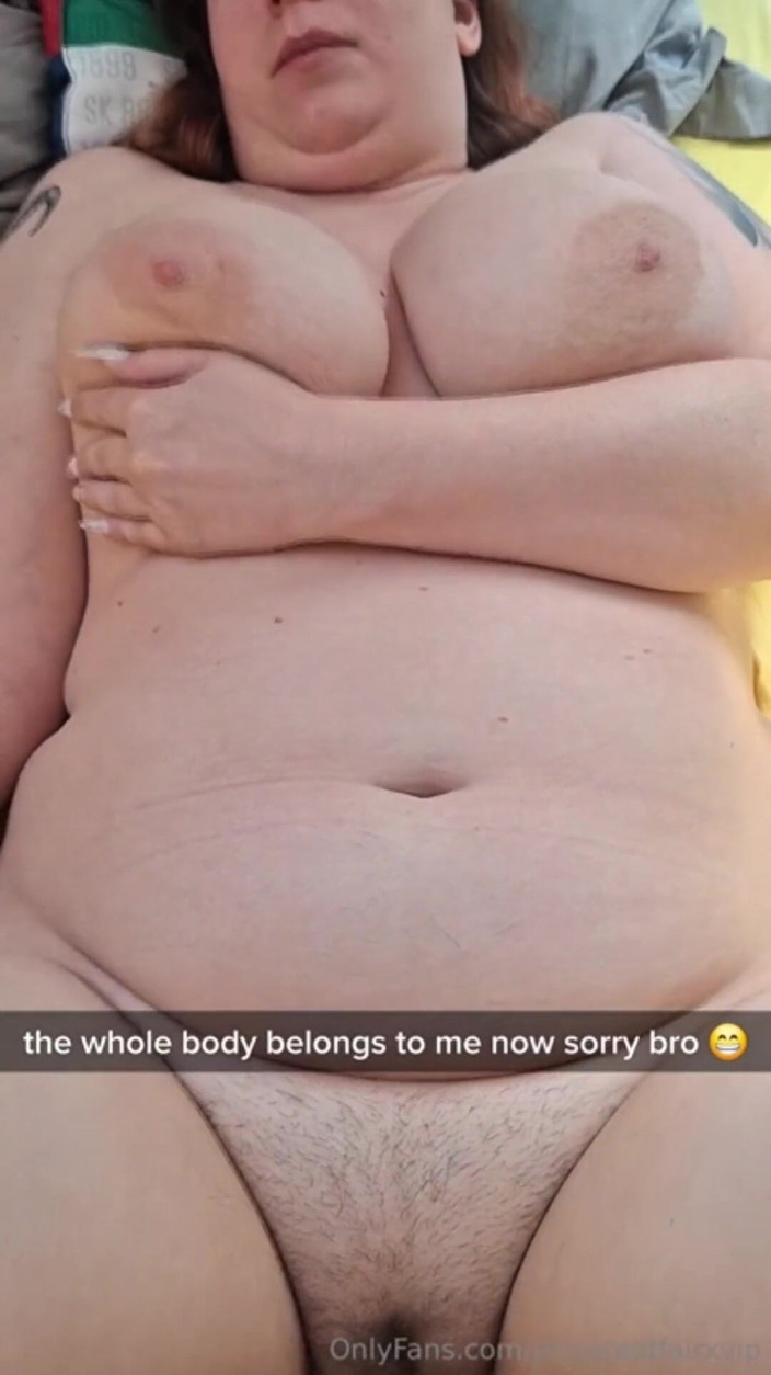 Hersecretlover: Snapchat Affair: Chubby MILF Gets Risky Creampie