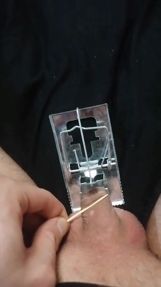 Adashah: Micropenis aur choot ka patta. chot lagi hai aur yah...