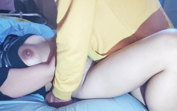 Pinay Viral Scandal: Desi stiefschwester öffnet ihre beine und lässt mich in sie kommen