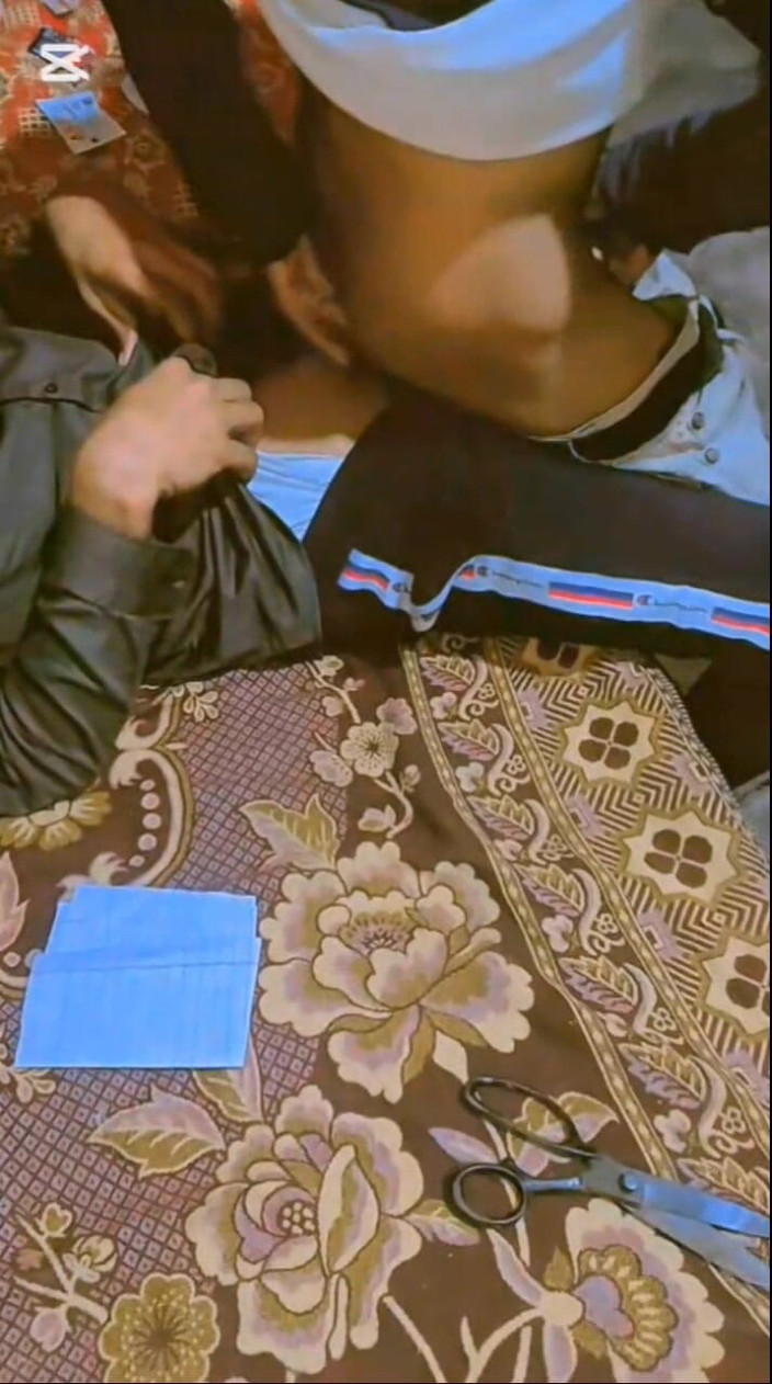 Desiboy gay: 巴基斯坦性感男孩完全性感的同性恋视频洗劫