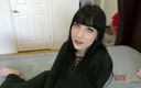ATKIngdom: सुंदर काले बाल वाली का साक्षात्कार लिया गया