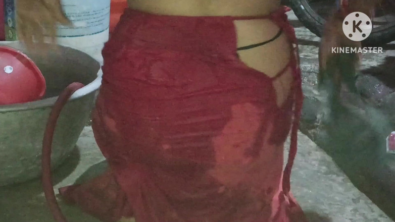 Anita yadav: Fare il bagno