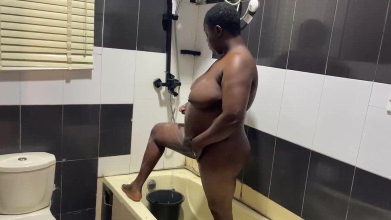 Africanbestsex007: 丰满的黑人独奏黄瓜啪啪啪