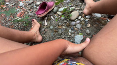 EMY_AND_JONH: सार्वजनिक रूप से हस्तमैथुन करना मुझे बनाता है