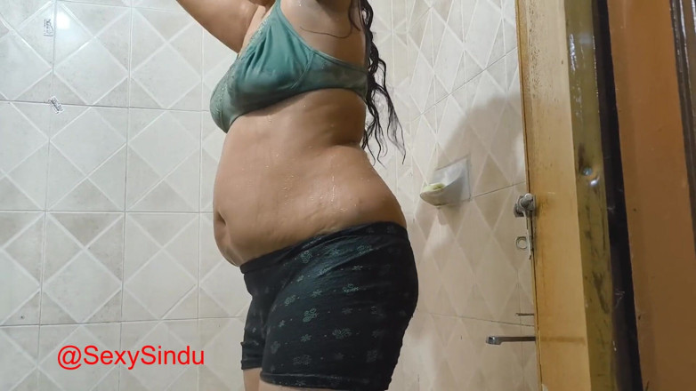 Sexy sindu: Indian Amateur Babe Hot Shower