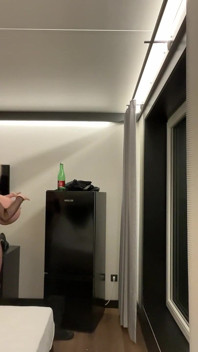 Blonde Translady Mit Megatitten