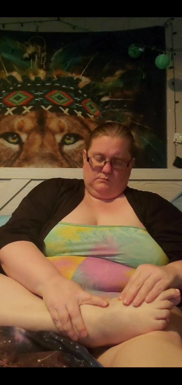 Misssunshinevip: Komm, reibe meine füße