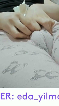 Zoccolo di cammello- figa gonfia- figa gonfia- figa grande- milf turca- porno turco- pigiama