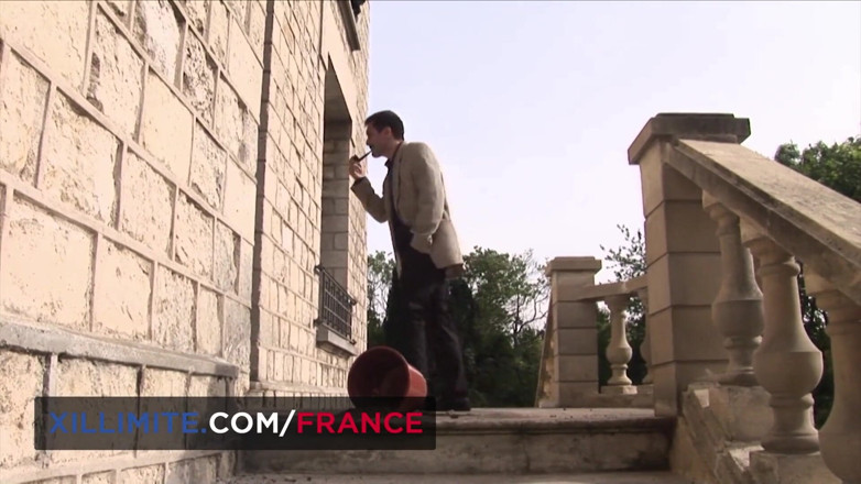 Made In France: Seks analny w zamku