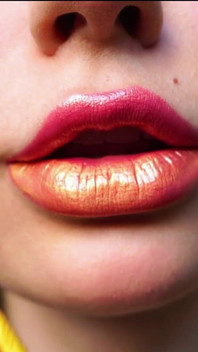 Sensual Golden Melting Kiss