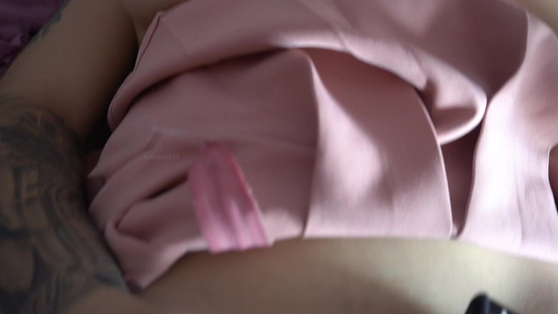 Onlyporn2023: ミニスカートのレズビアン、クソ、超金持ち
