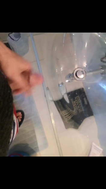 Rafael Torreano: Chàng trai nóng bỏng giật mình rên rỉ trong gương