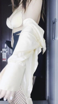 ยั่วยวนในถุงน่อง