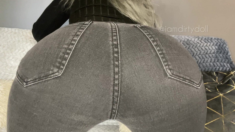 iamdirtydoll: Marcio scoregge in jeans