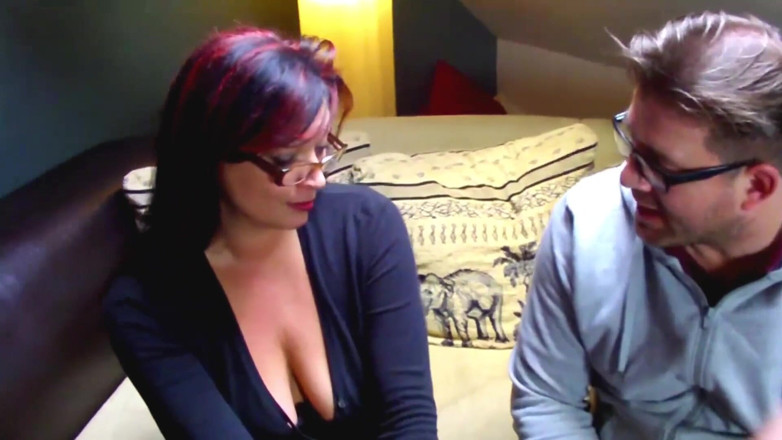 Gazongas: Hot milf sucking him dry