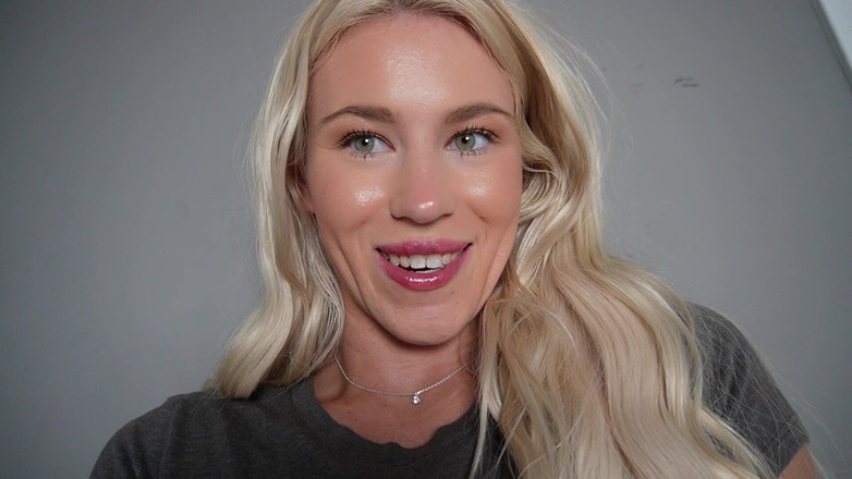 Keeks3005: Asunto con mi vecina de al lado