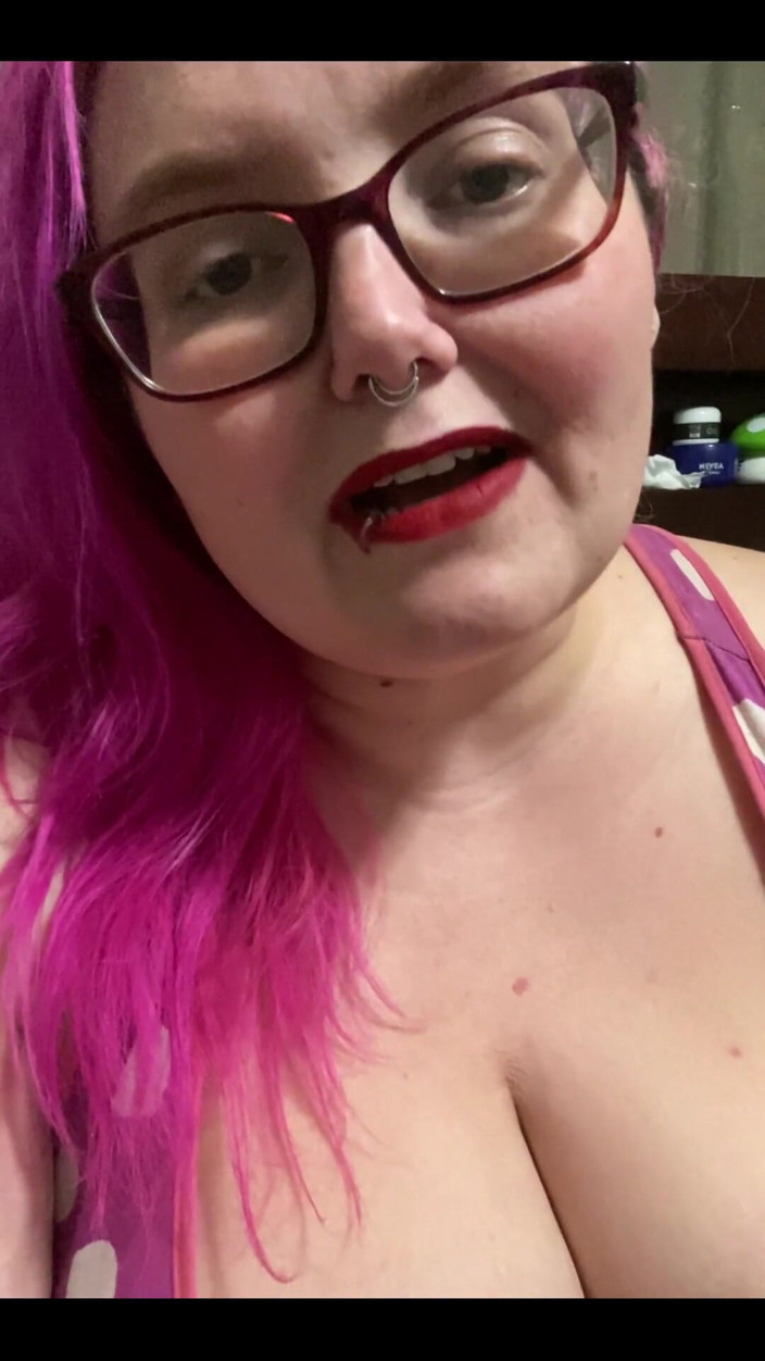 Sara Star: Storytime - Awkward Neighbor Run-in