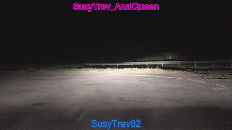 SusyTrav_AnalQueen: Mijn eerste striptease op straat