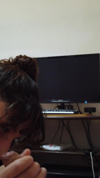 POV Sex oralny pyszna gra z językiem w swoim kokonie