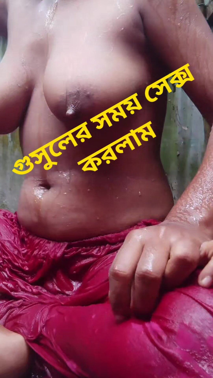 priyastar99: shovar lete samay mainne seks kiya