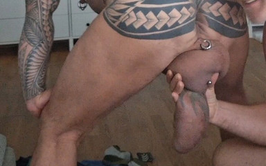 Dexterxxlfun: 더 큰 있다. 젖탱이와 보지를 따먹는 거유 밀프