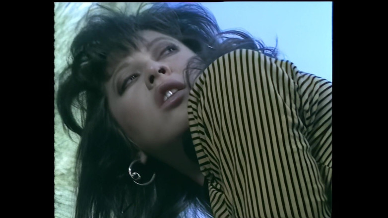 Vintage megastore: 白人荡妇享受大黑屌的跨人种性爱