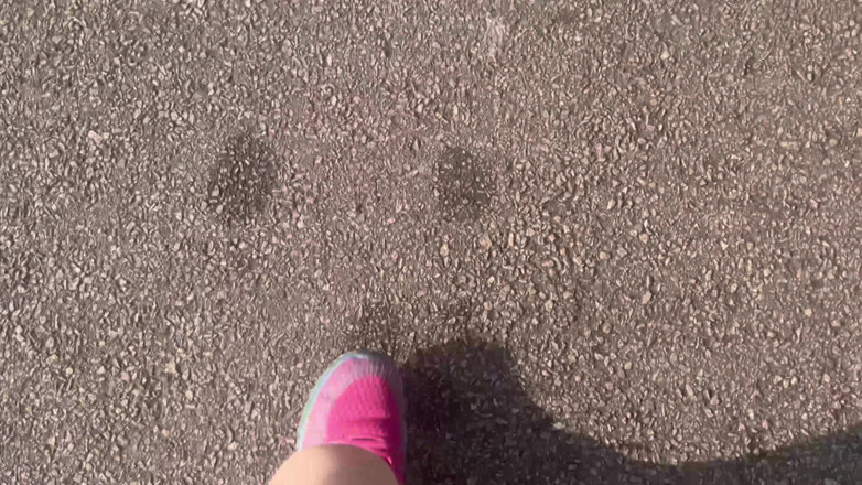 EeveeXo: Membasuh kaki saya yang berpeluh selepas berlari