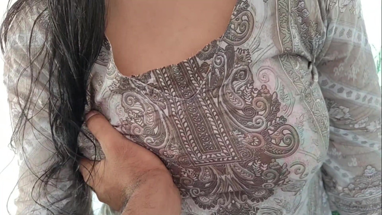 Banglasexycouple: Lo squirt non censurato esplode nella notte privata della camera...