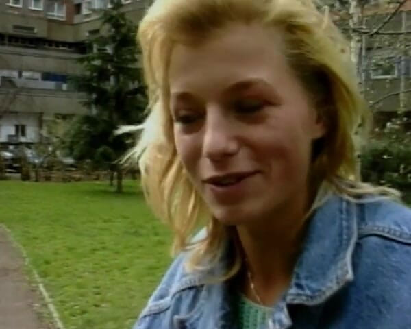 YOUR FIRST PORN: Am Anfang War Sie so Schüchtern - Blonde Kati